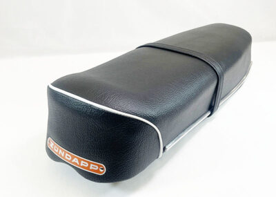 Buddyseat 517 Zwart Met Witte Bies Model 1969
