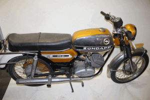 Zundapp Originele Goudhaan 517-35 Liste C 1975 ( geen kenteken )